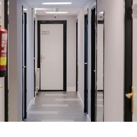 Residencia Universitaria San Agustin Barselona Dış mekan fotoğraf