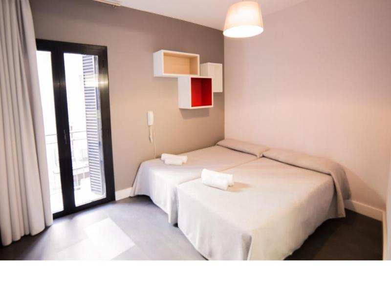 Residencia Universitaria San Agustin Barselona Dış mekan fotoğraf